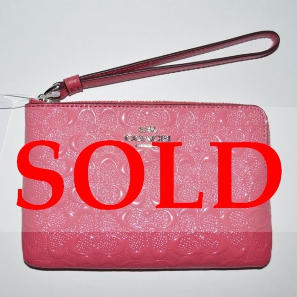 Coach Handbags - ❌❌🚫SOLD🚫❌❌ New COACH Patent Leather Wristlet NWT